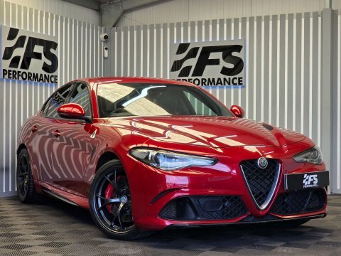 Alfa Romeo Giulia 2018 2.9 V6 Bi-turbo Quadrifoglio Saloon Petro Red #46