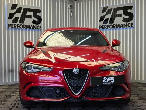 Alfa Romeo Giulia 2018 2.9 V6 Bi-turbo Quadrifoglio Saloon Petro Red #32