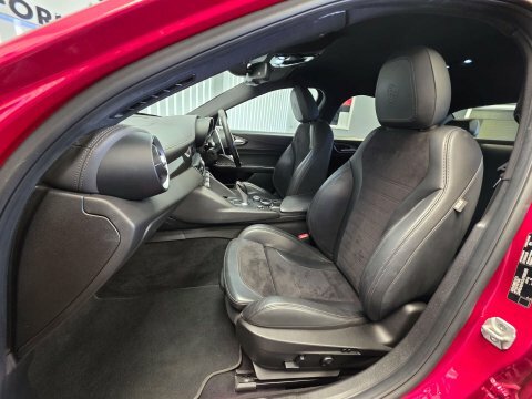 Alfa Romeo Giulia 2018 2.9 V6 Bi-turbo Quadrifoglio Saloon Petro Red #9
