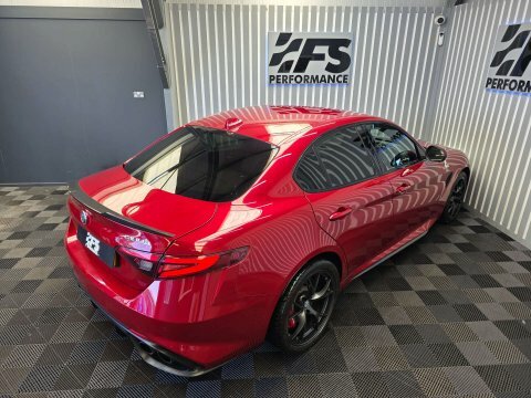 Alfa Romeo Giulia 2018 2.9 V6 Bi-turbo Quadrifoglio Saloon Petro Red #18