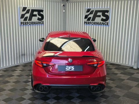 Alfa Romeo Giulia 2018 2.9 V6 Bi-turbo Quadrifoglio Saloon Petro Red #17