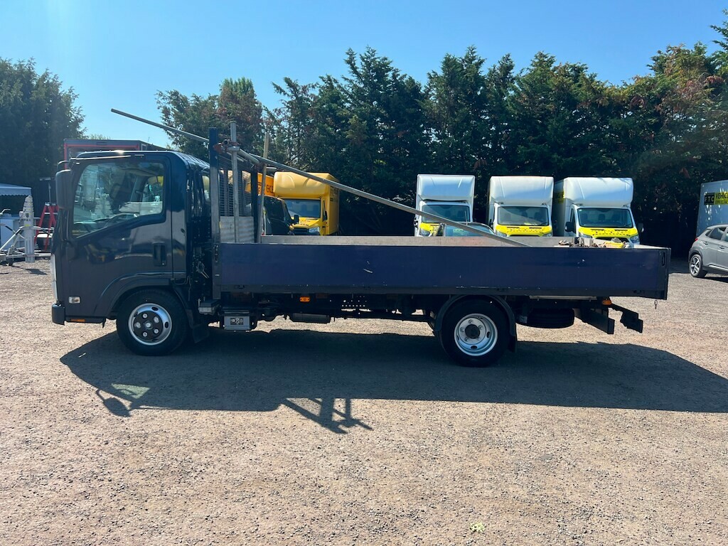 Isuzu N35.125t Dropside Dropside PN70EUH Blue