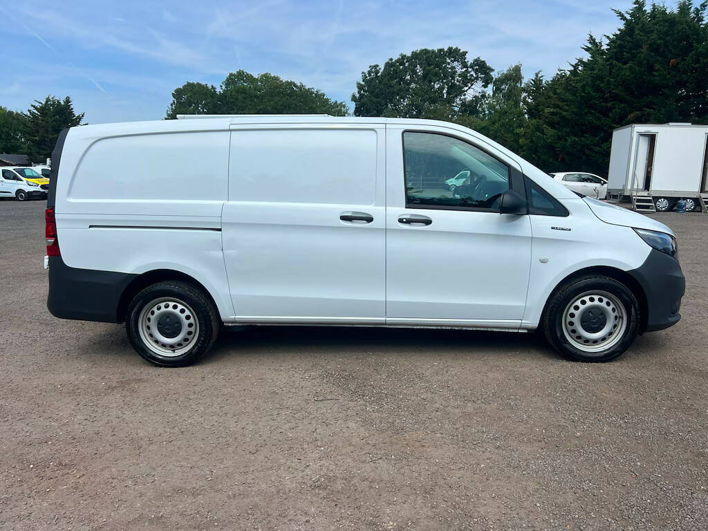 Mercedes-Benz eVito 85Kw 66Kwh Progressive Van Panel Van White #5