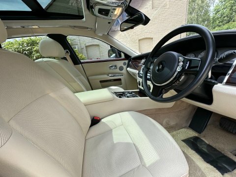 Rolls-Royce Ghost  Brown #19