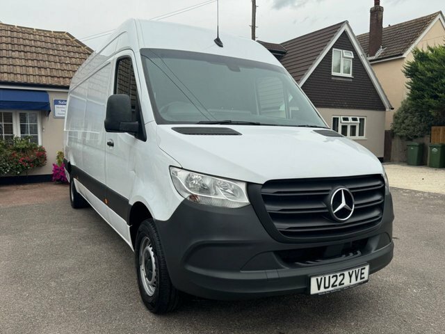 Mercedes-Benz Sprinter Progressive Cdi L3 H2 VU22YVE White