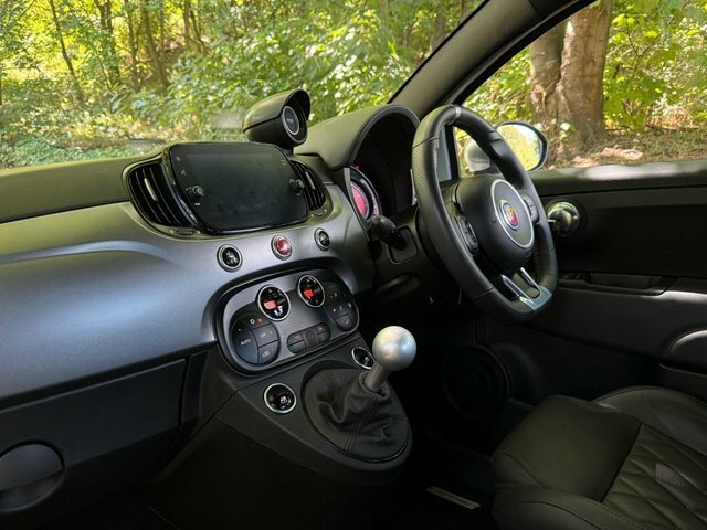 Abarth 595 1.4 T-jet F595 Pista Euro 6 Yellow #29