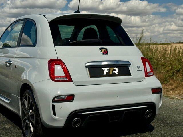 Abarth 595 1.4 T-jet F595 Pista Euro 6 Yellow #19