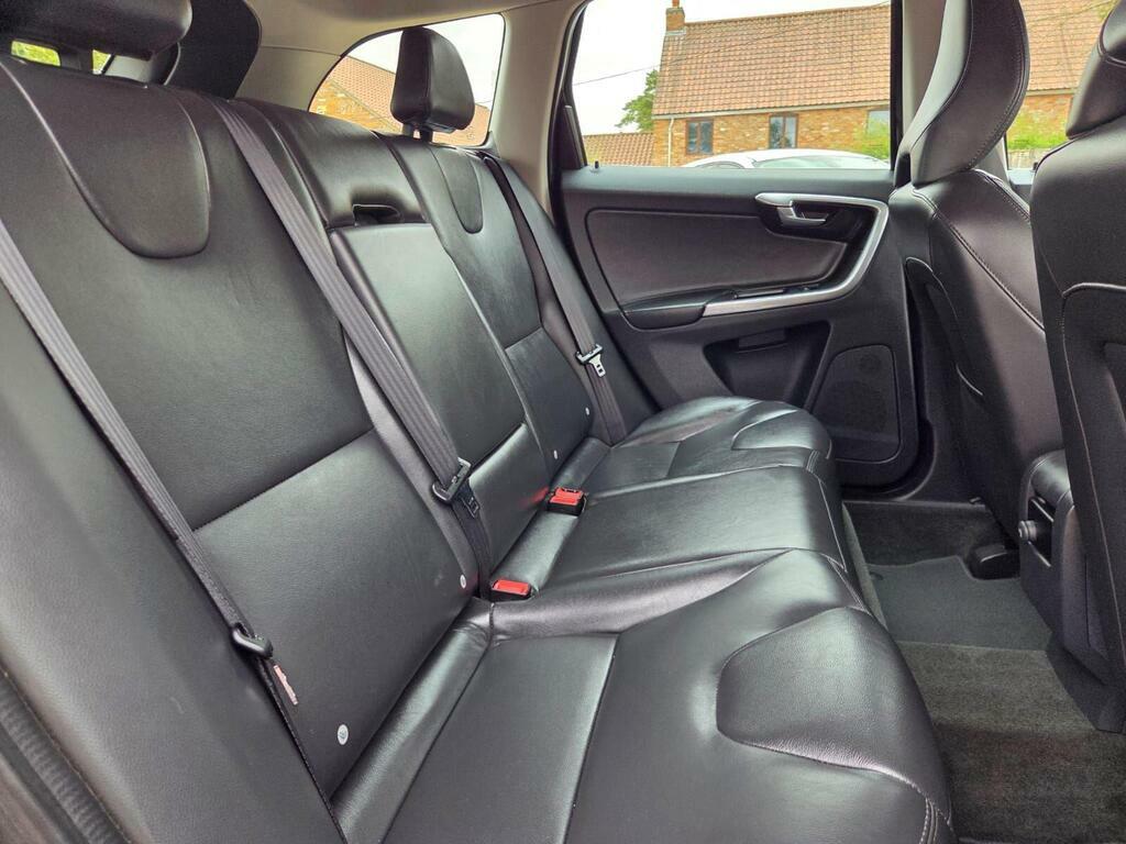 Volvo XC60 Suv 2.4 D5 Se Lux Nav Awd Euro 6 Ss 2 Red #11