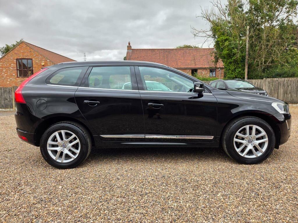 Volvo XC60 Suv 2.4 D5 Se Lux Nav Awd Euro 6 Ss 2 Red #7