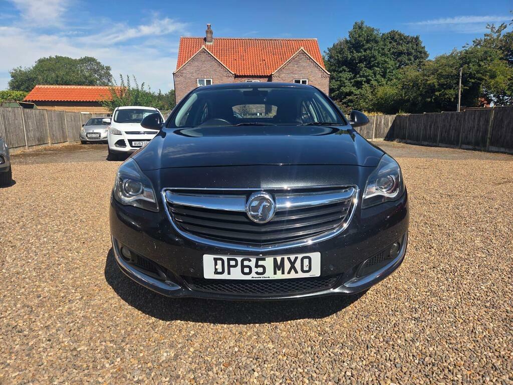 Vauxhall Insignia 2.0 Cdti Ecoflex Tech Line Hatchback Black #2