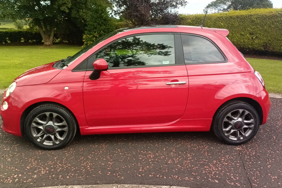 Fiat 500 Hatchback CX63UGZ Red #5