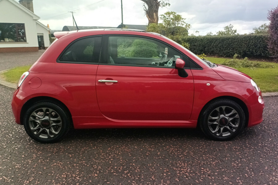 Fiat 500 Hatchback CX63UGZ Red #2