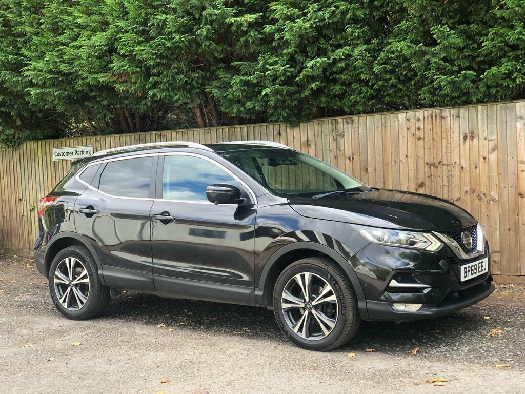 Nissan Qashqai 1.3 Dig-t N-connecta Euro 6 S S Black #4