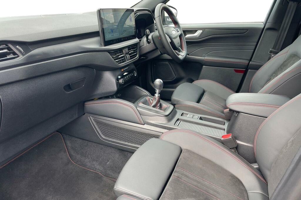 Ford Kuga 1.5 Ecoboost St-line Silver #2