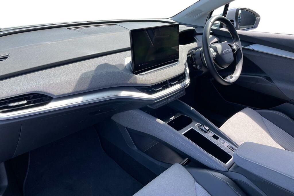 Skoda ENYAQ 210Kw 85 Edition 82Kwh Silver #2