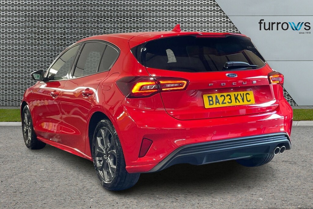 Ford Focus 1.0 Ecoboost St-line Red #3