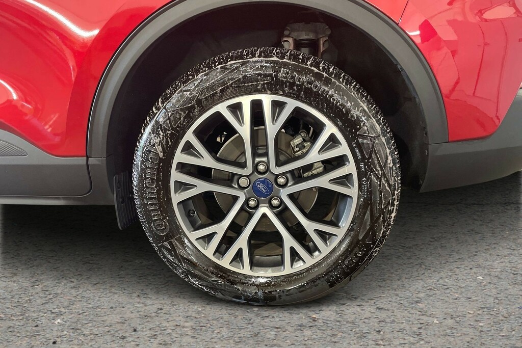 Ford Kuga 1.5 Ecoboost 150 Titanium Edition Red #5