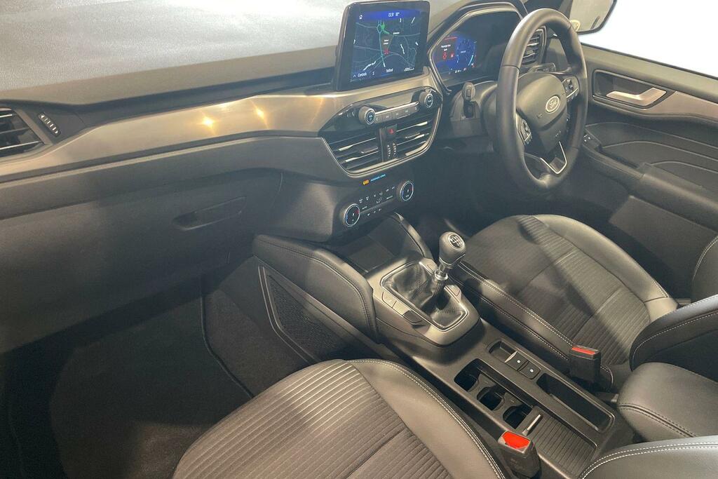 Ford Kuga 1.5 Ecoboost 150 Titanium Edition Red #2