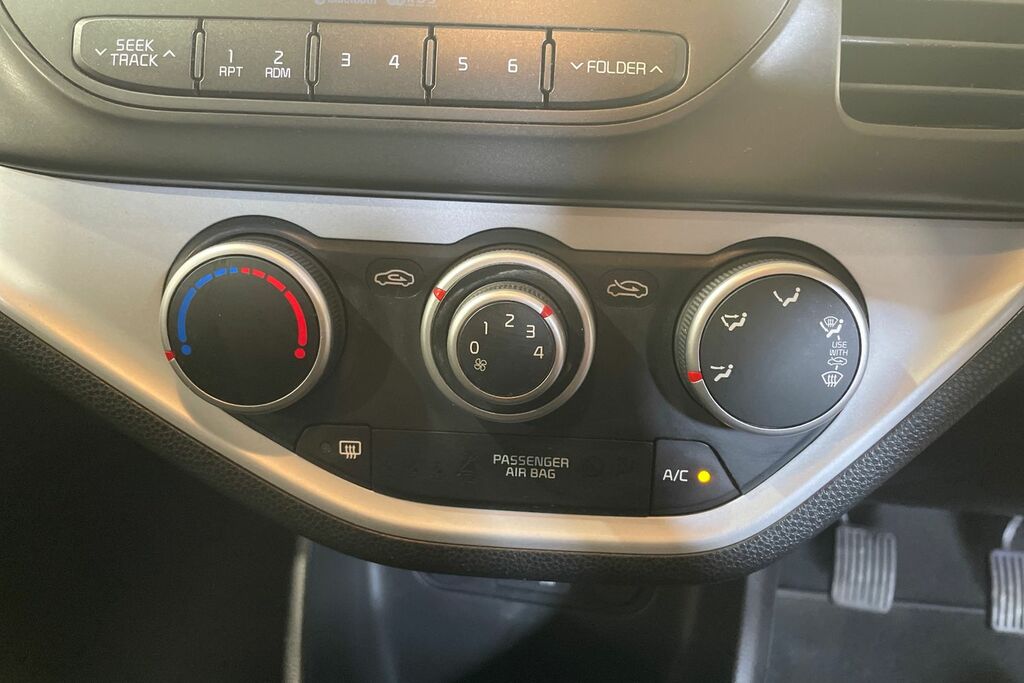 Kia Picanto 1 Air White #13