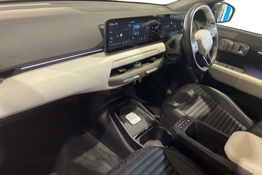Kia EV4 150Kw Gt-line 81Kwh ME75XJJ Red #2