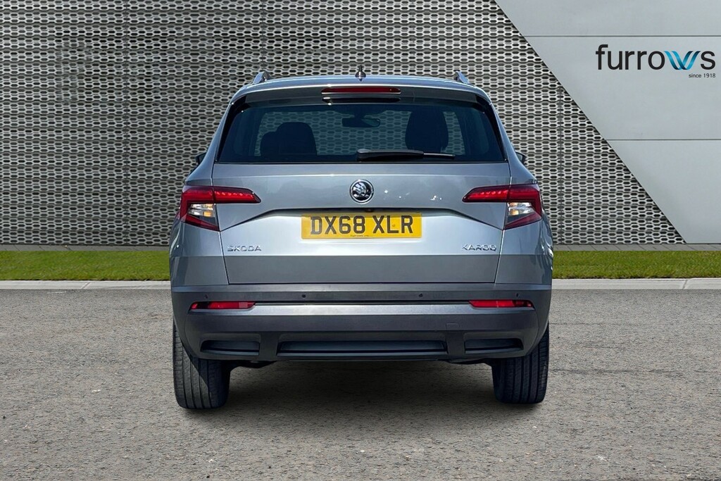 Skoda Karoq Skoda Estate 1.0 Tsi Se L Dsg White #7