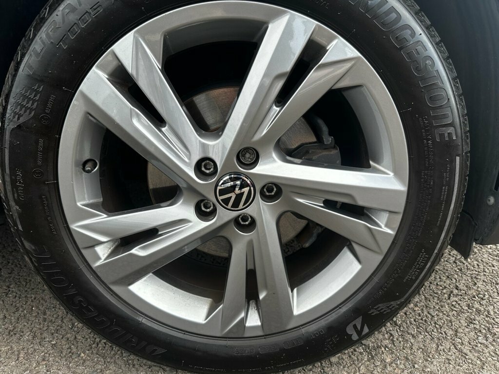 Volkswagen Taigo 1L R-line Grey #3