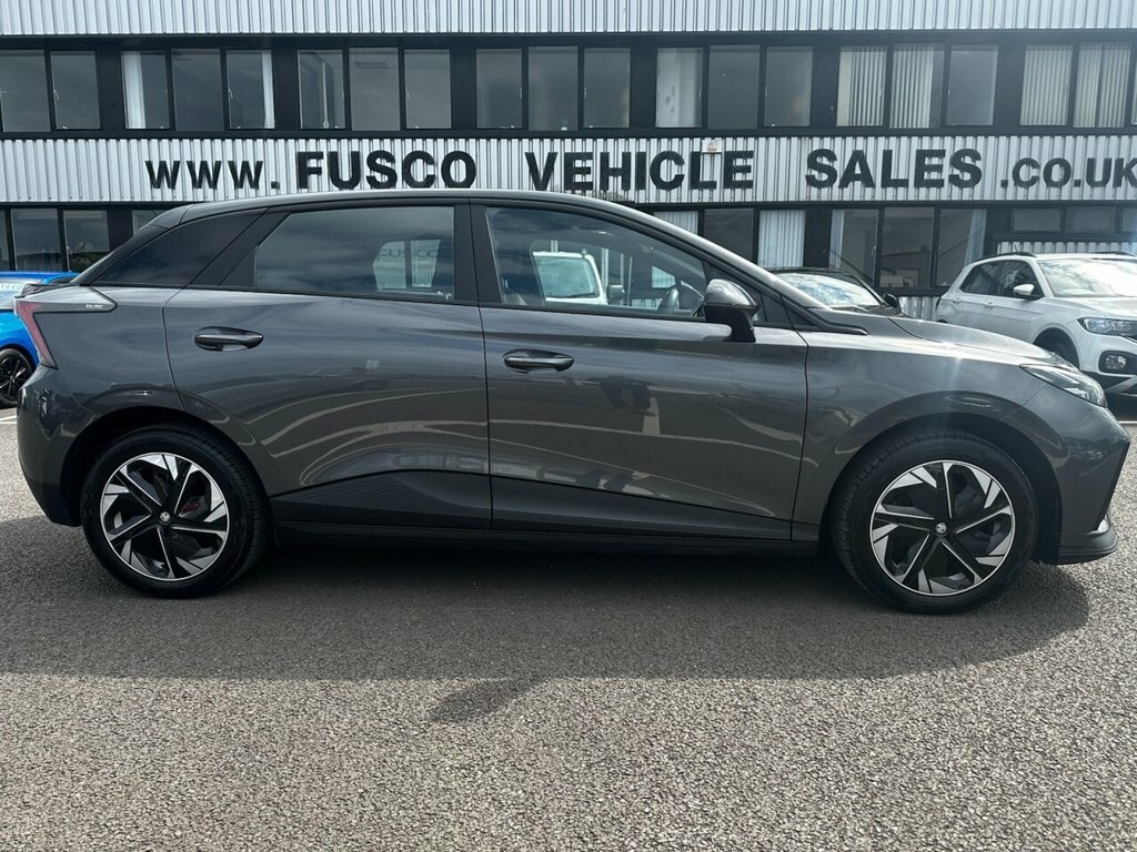 MG 1100 1.5 T-gdi 16.6 Kwh Excite Suv Plug-in H  #2