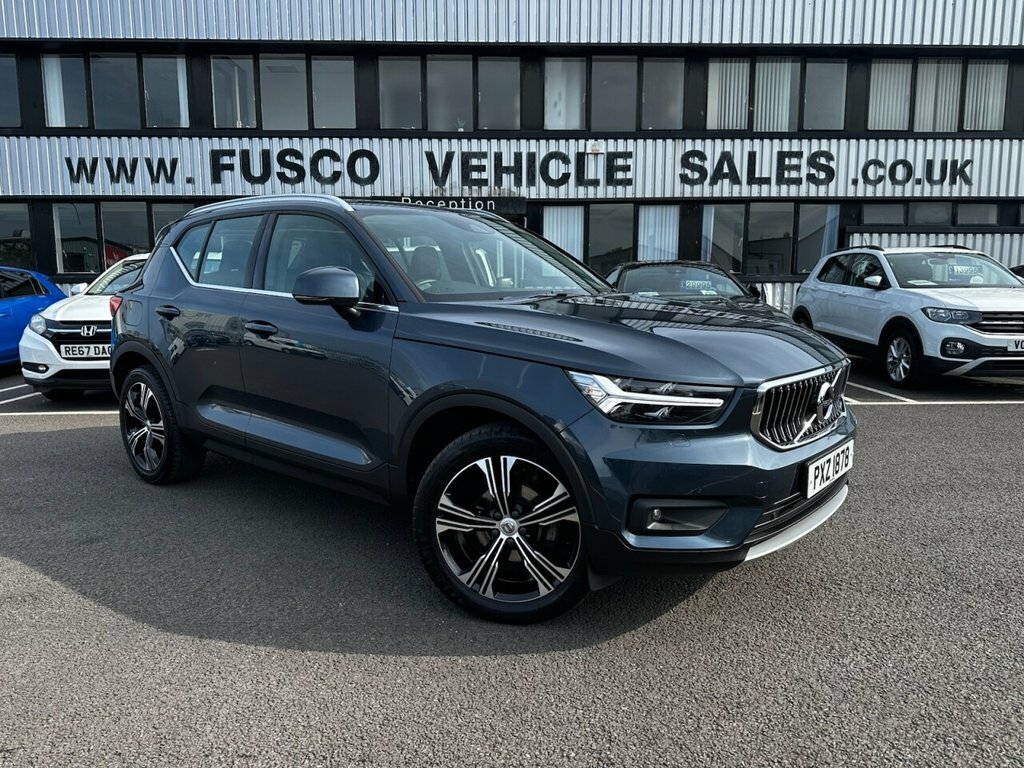 Volvo XC40 1.5L Inscription Pro Blue