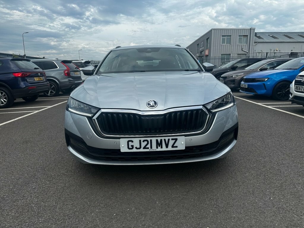 Skoda Octavia 1L Se Technology Silver #5