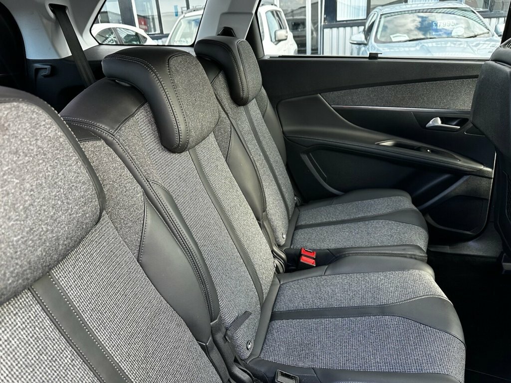 Peugeot 5008 1.6 Bluehdi 120 Allure Eat6 Gold #11