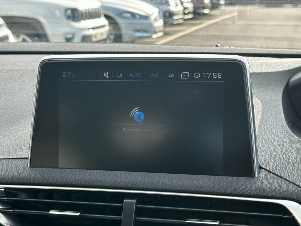Peugeot 5008 1.6 Bluehdi 120 Allure Eat6 Gold #23
