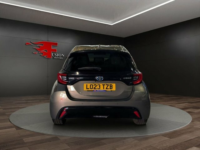 Toyota Yaris 1.5 Vvt-h Excel Hatchback Hybrid E-cvt LO23TZB Brown #3