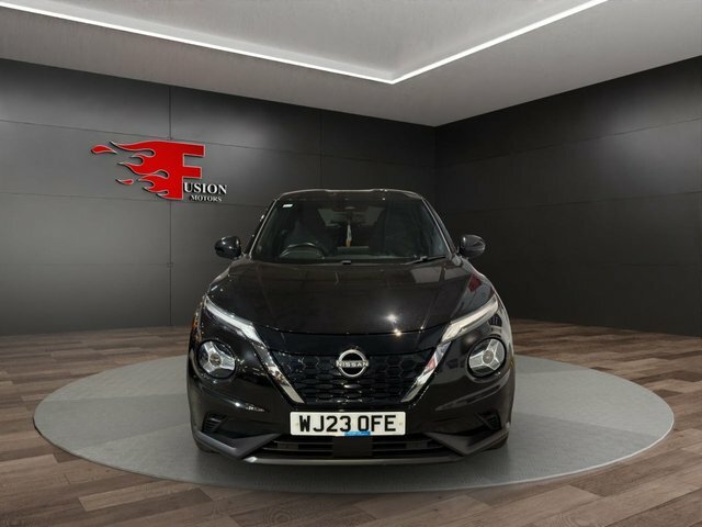 Nissan Juke 1.6 N-connecta Suv Hybrid Euro 6 Black #2