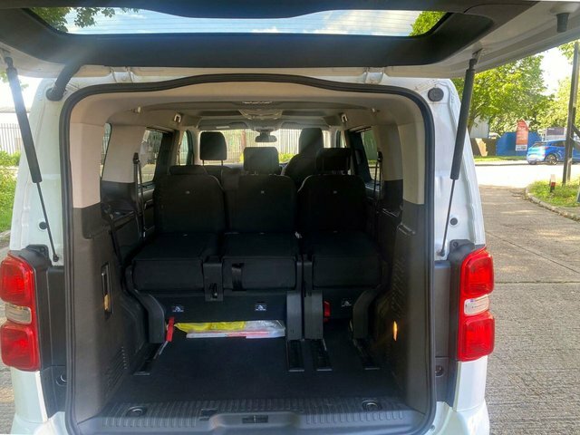 Citroen SpaceTourer 2.0 Bluehdi Feel M Mpv Eat8 Mwb Euro 6 White #4