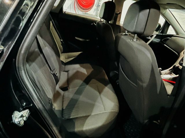Vauxhall Astra Hatchback 2011 Vauxhall Astra 1.4 16V Exclusiv Pet Red #10