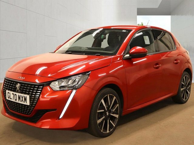Peugeot 208 1.2 Puretech Allure Premium Hatchback M Red