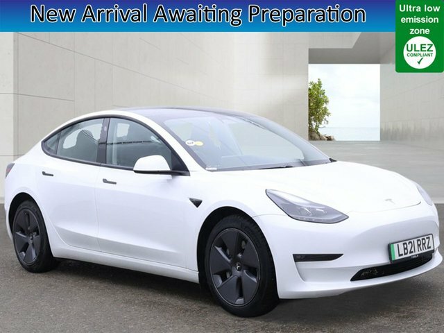 Tesla Model 3 Dual Motor Long Range Saloon 4 White