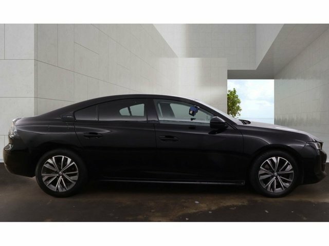 Peugeot 508 1.6 11.8Kwh Allure Premium Fastback Plu Black #4