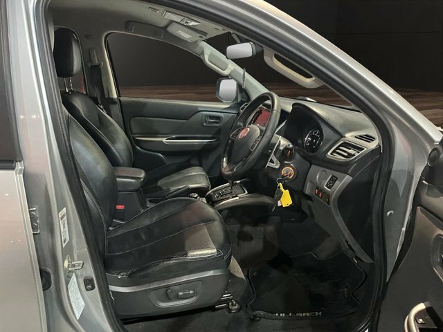 Fiat Fullback Pickup 2.4D LX 4Wd Euro 6 Euro 6 2019 Red #11