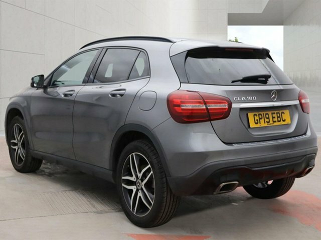 Mercedes-Benz GLA Class 1.6 Gla180 Urban Edition Suv 7G-dct Eur Grey #2