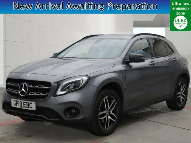 Mercedes-Benz GLA Class 1.6 Gla180 Urban Edition Suv 7G-dct Eur Grey