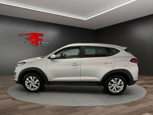Hyundai Tucson 1.6 Gdi Se Nav Suv Euro 6 S S Silver #4