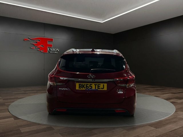 Hyundai I40 1.7 Crdi Blue Drive Premium Tourer Dct Red #4