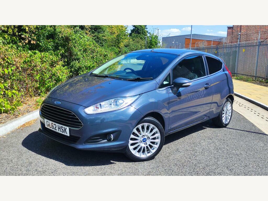 Ford Fiesta 1.6 Titanium Powershift Euro 5 Grey