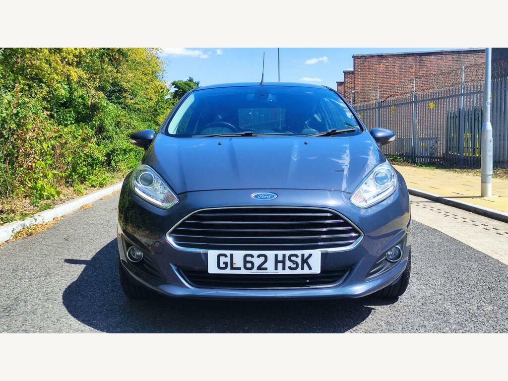 Ford Fiesta 1.6 Titanium Powershift Euro 5 Grey #3