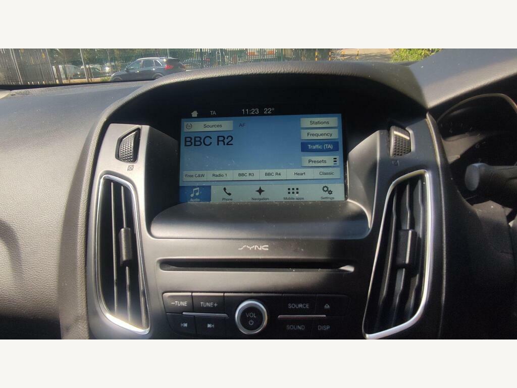 Ford Focus 1.5 Tdci Zetec Edition Euro 6 Ss  #17