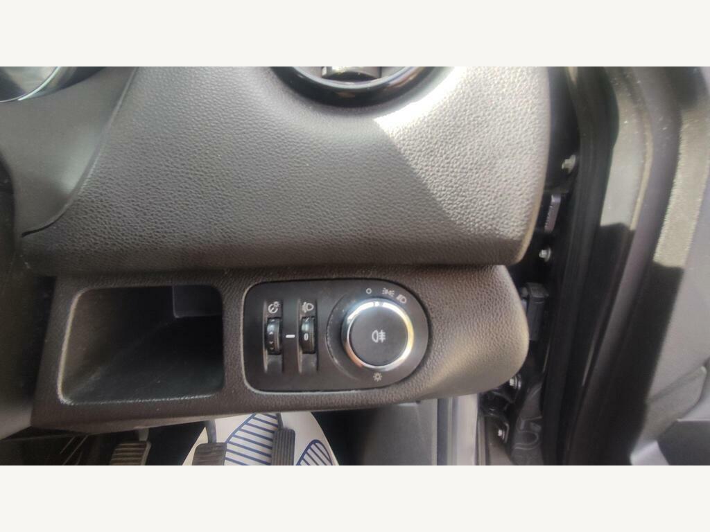 Vauxhall Meriva 1.4T 16V Exclusiv Euro 5 Silver #10