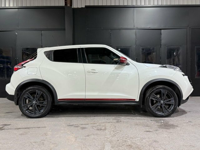 Nissan Juke Dig-t Envy Suv White #3