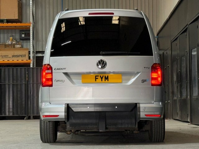 Volkswagen Caddy Life 1.6 Tdi Cr Dsg Euro 5 Purple #28