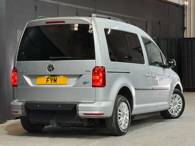 Volkswagen Caddy Life 1.6 Tdi Cr Dsg Euro 5 Purple #22